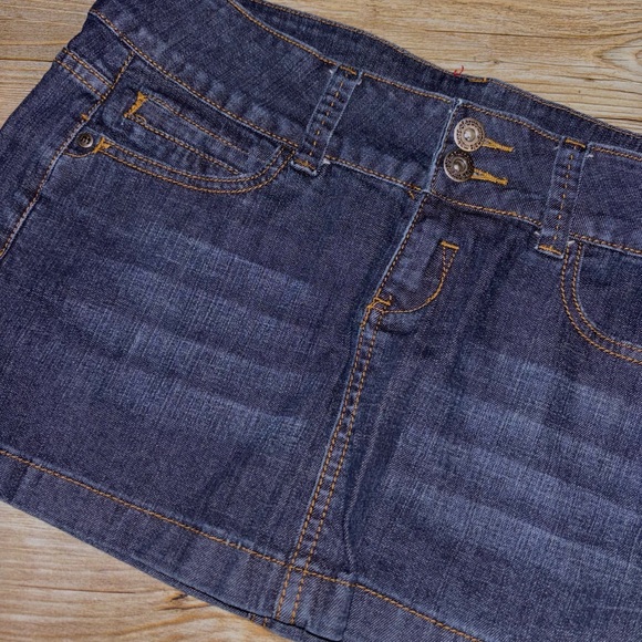 Vintage Denim Mini Skirt - Picture 1 of 7
